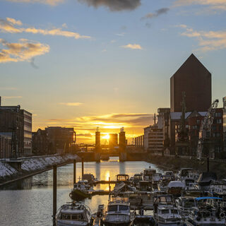Sonnenuntergang über der Marina
