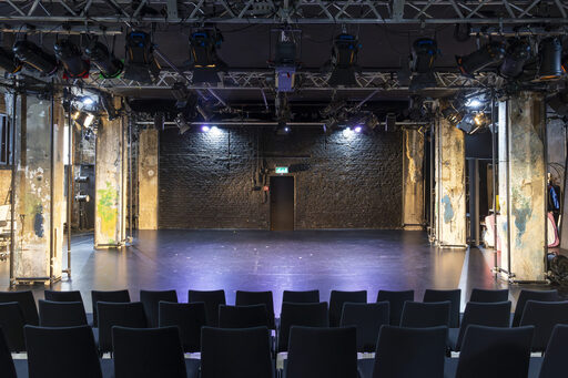 Das Foyer III - ein spartanischer Raum