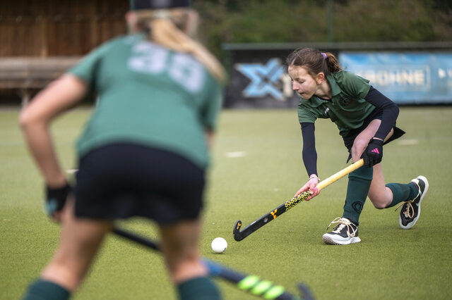 Auch Anka Marx möchte es ihrer Trainerin am liebsten gleichtun - vielleicht dann bei Olympia in NRW. Hockey könnte dann in Mönchengladbach ausgetragen werden.