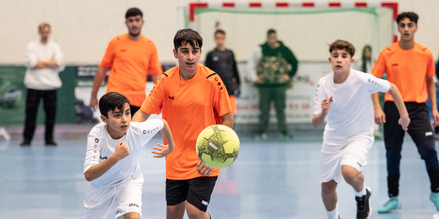 Turnier unter Jugendzentren: „Fußball bei Nacht“