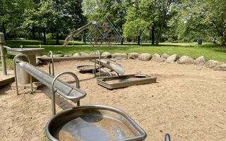 Wasserspielplatz im Böninger Park (Dellviertel)