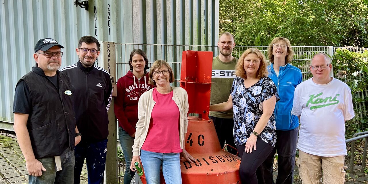 Gruppenbild an der roten Boje