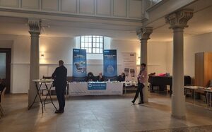 Informationsstand zum Tag der Kriminalitätsopfer in der Marienkirche Duisburg