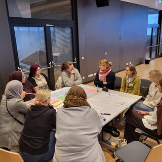 Thementisch 3 in der Diskussion.