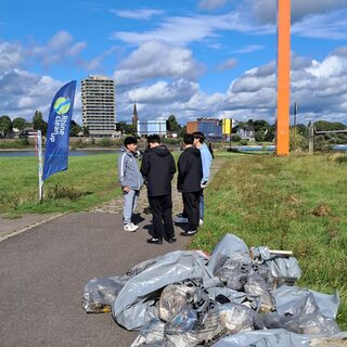 Prima.Klima beim Rhine Clean-Up