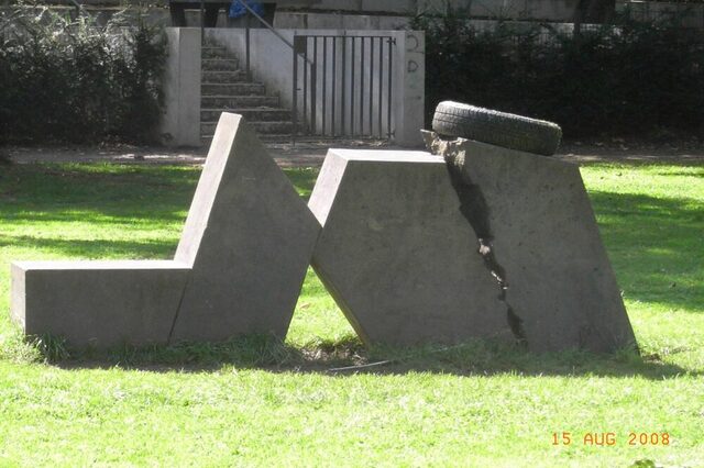 Bruchflächen Schnittstellen