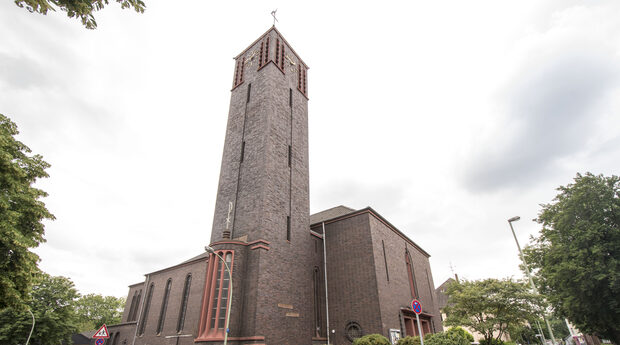 Kirche Liebfrauen in Homberg-Hochheide