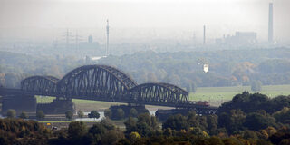 Duisburg-Beeckerwerth - Haus-Knipp-Brücke