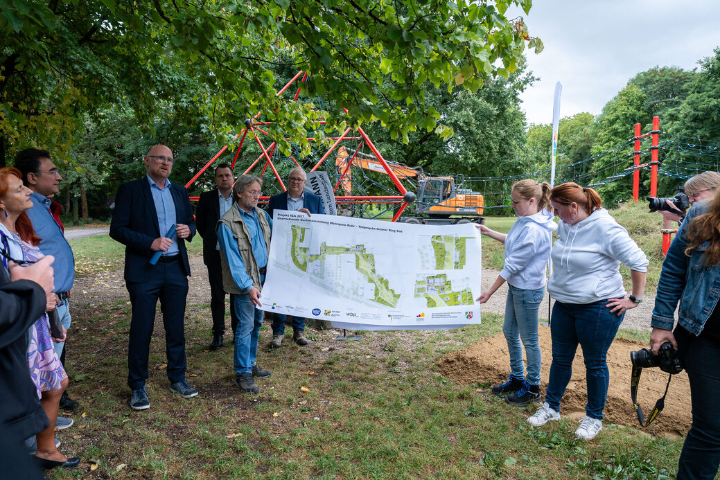 Spatenstich vom Grünen Ring Süd