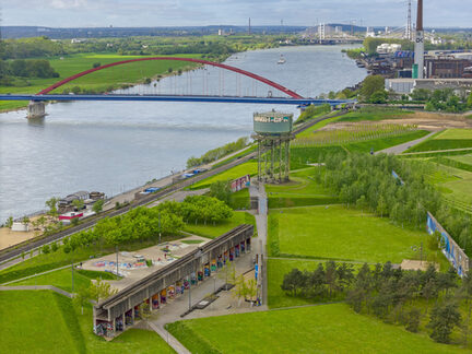 RheinPark mit seinen Wiesenschollen