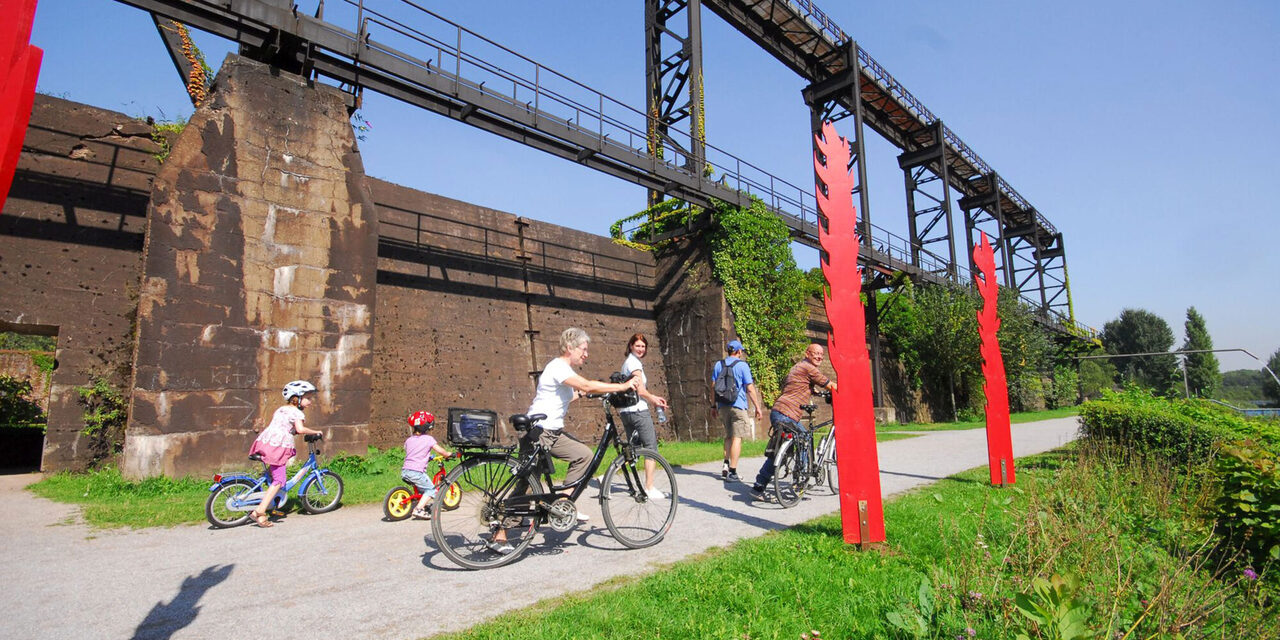 Discovering the Landschaftspark Duisburg-Nord by bike