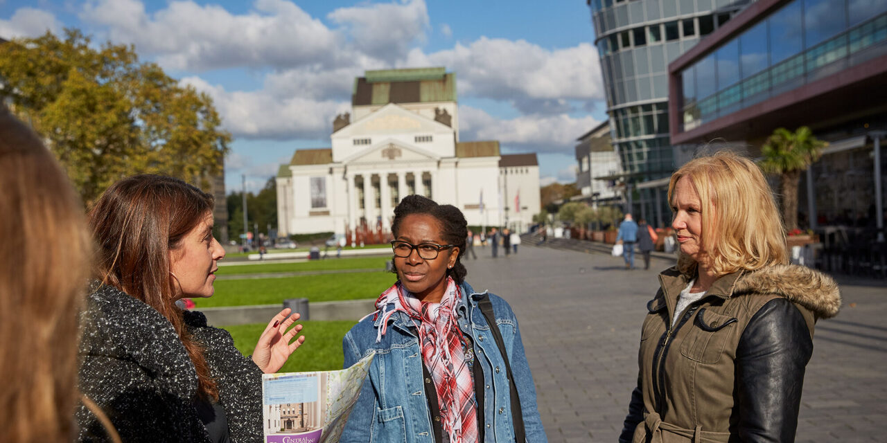 König Heinrich Platz in het stadscentrum