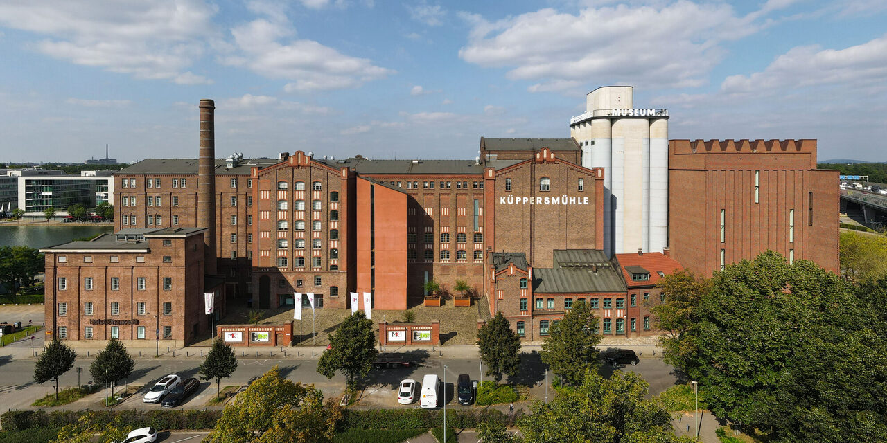 MKM Museum Küppersmühle voor Moderne Kunst, buitenaanzicht