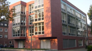 Fraunhofer IMS-Gebäudeteil Finkenstraße, Ecke Lotharstraße