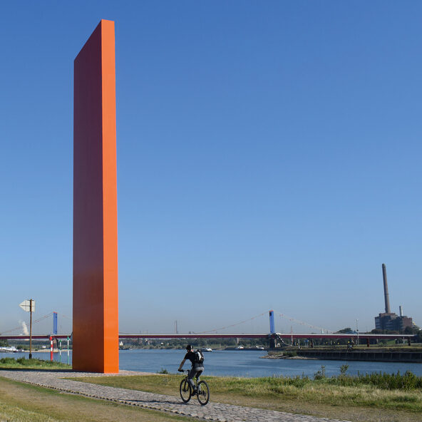 Start-und Endpunkt des Ruhrtalradweg an der Rheinorange