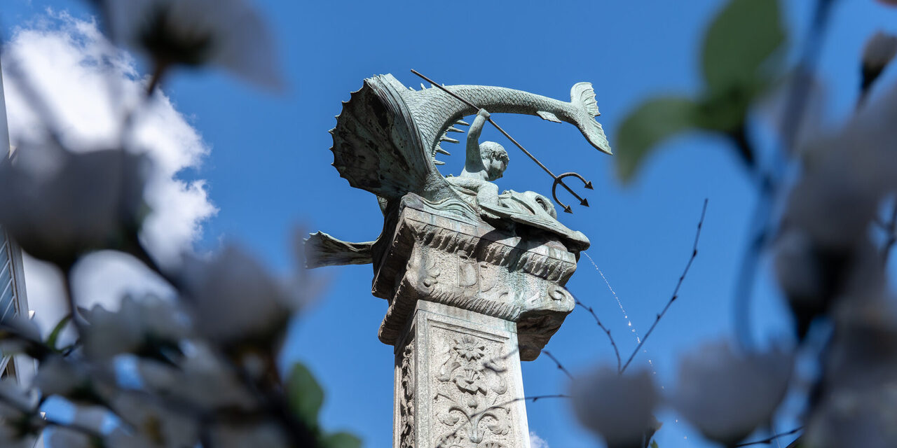 Der Tritonbrunnen auf der Münzstraße