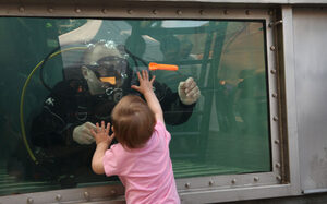 Tauchgasometer mit einer Tiefe von 13 Metern