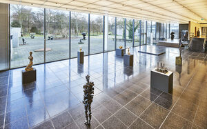 Lehmbruck Museum Blick in die Glashalle