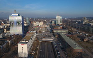 Luftaufnahme auf die Stadtautobahn